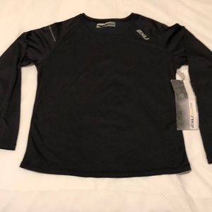 2XU Black MICRO Climate long sleeve tech shirt